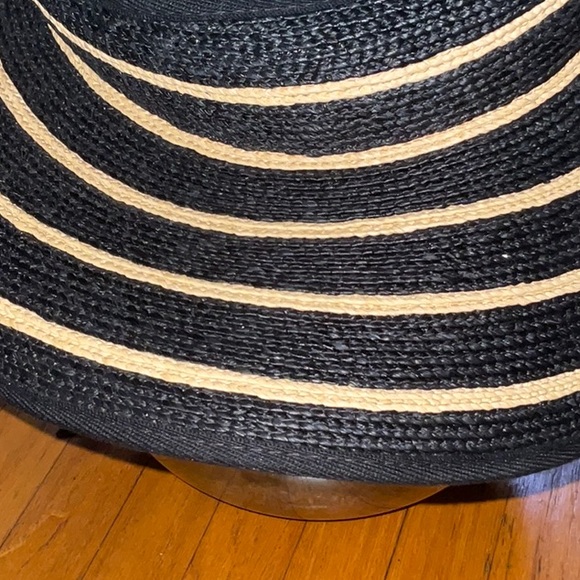 HELEN KAMINSKI Mita Packable Raffia Visor - Picture 10 of 14